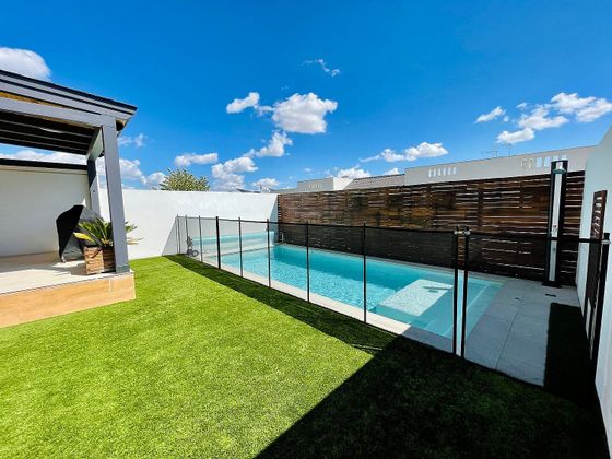 Foto 1 de Casa adossada en venda a La Cárcaba - El Encinar - Montemolinos de 3 habitacions amb terrassa i piscina
