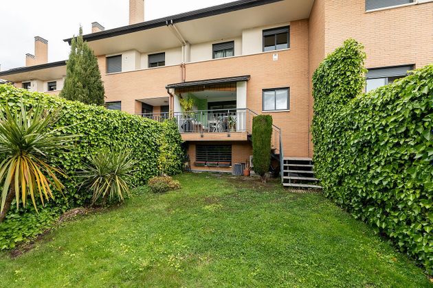 Foto 1 de Casa en venda a Las Castañeras - Bulevar de 5 habitacions amb terrassa i piscina