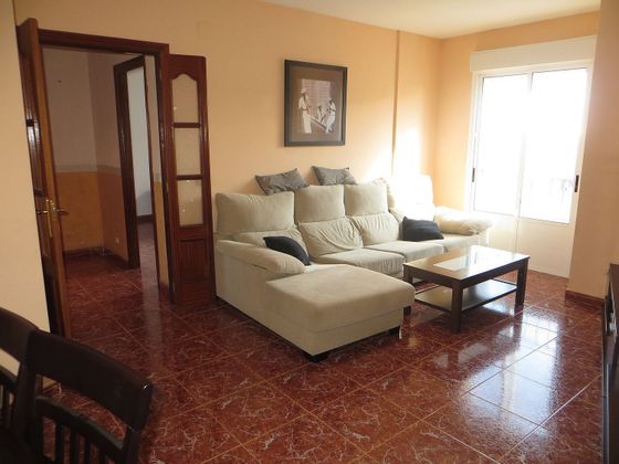 Foto 1 de Piso en venta en Cigales de 2 habitaciones con calefacción