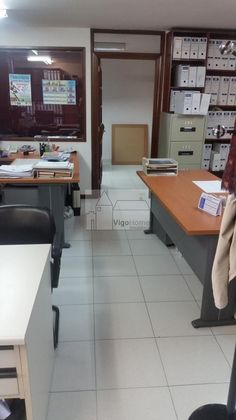 Foto 2 de Venta de oficina en O Berbés - Peniche de 70 m²