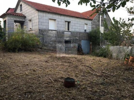 Foto 1 de Xalet en venda a Vilaboa de 5 habitacions amb terrassa i jardí