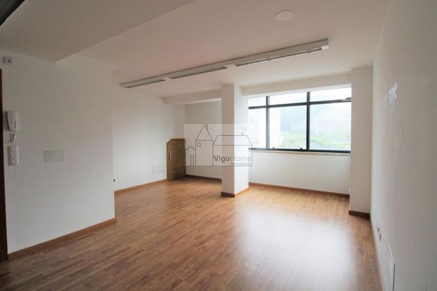 Foto 1 de Alquiler de oficina en Salgueira - O Castaño de 30 m²