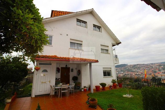 Foto 1 de Xalet en venda a Cabral - Candeán de 4 habitacions amb terrassa i garatge