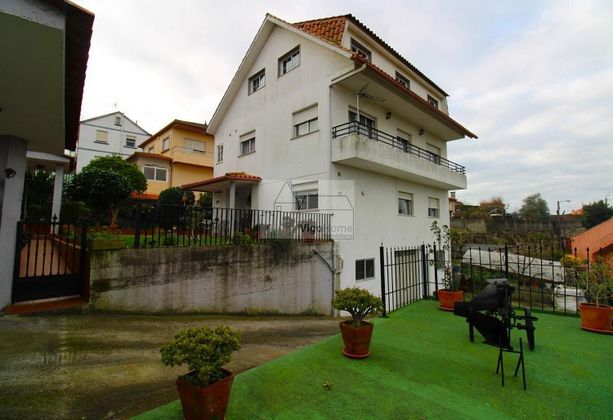 Foto 2 de Xalet en venda a Cabral - Candeán de 4 habitacions amb terrassa i garatge