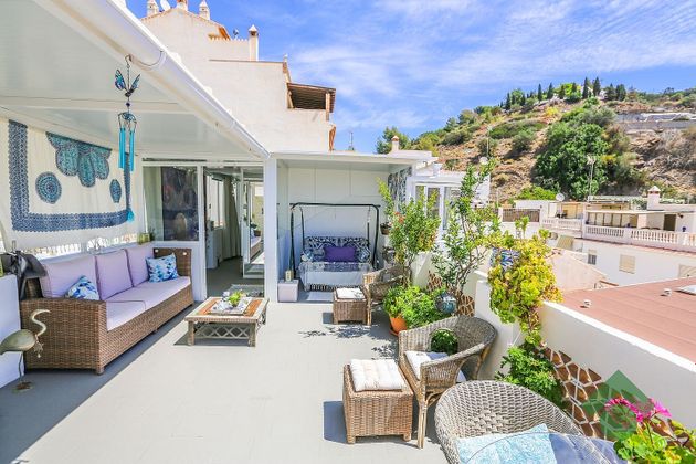 Foto 1 de Casa en venda a La Herradura de 3 habitacions amb terrassa i jardí