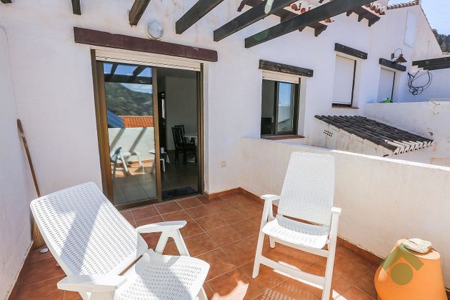 Foto 2 de Piso en venta en Lentegí de 2 habitaciones con terraza