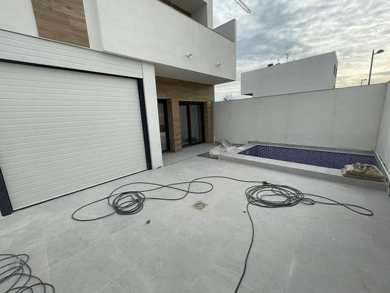 Foto 1 de Casa en venda a Cúllar Vega de 3 habitacions amb piscina