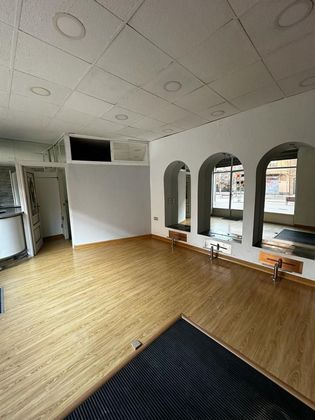 Foto 2 de Alquiler de oficina en Cervantes de 33 m²