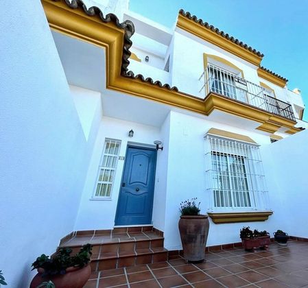 Foto 1 de Venta de casa en Benalup-Casas Viejas de 3 habitaciones con terraza y balcón