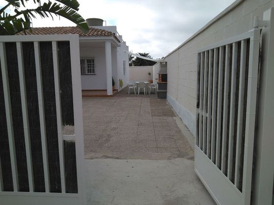 Foto 2 de Venta de chalet en Vejer de la Frontera de 3 habitaciones con terraza y jardín
