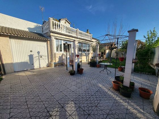 Foto 2 de Xalet en venda a Cubillas de Santa Marta de 5 habitacions amb terrassa i garatge