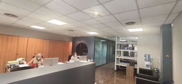 Foto 2 de Oficina en venda a El Camp d'en Grassot i Gràcia Nova de 502 m²