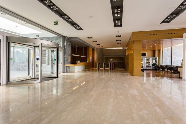 Foto 2 de Alquiler de oficina en calle Botiguers de 1504 m²