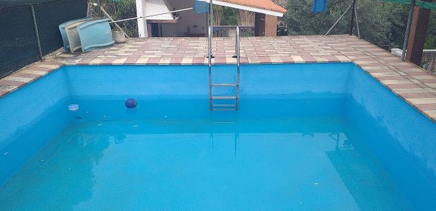 Foto 2 de Xalet en venda a calle Montaña de 4 habitacions amb terrassa i piscina