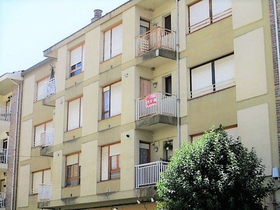 Foto 1 de Pis en venda a avenida Ordesa de 4 habitacions amb terrassa i garatge