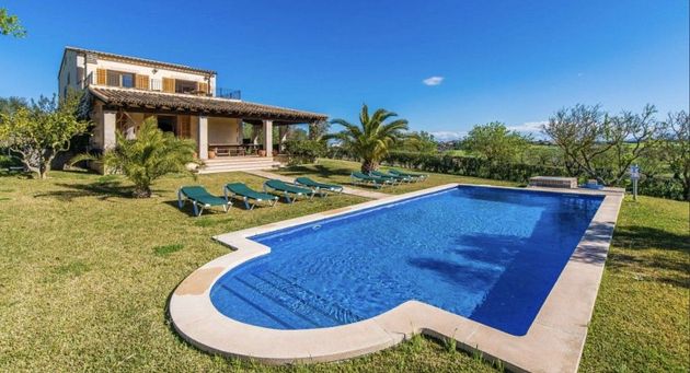 Foto 1 de Venta de chalet en Santa Margalida de 4 habitaciones con terraza y piscina