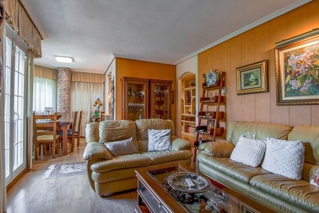 Foto 2 de Piso en venta en Tres Olivos - Valverde de 3 habitaciones con garaje y aire acondicionado