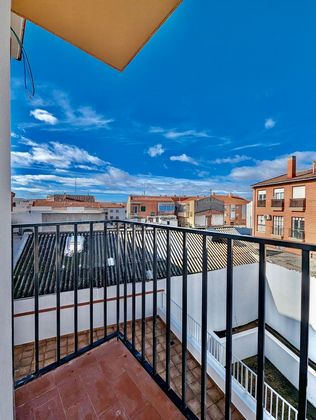 Foto 1 de Pis en venda a Casco Histórico de Vallecas de 3 habitacions amb garatge i balcó
