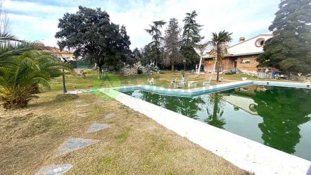 Foto 1 de Xalet en venda a Raya del Palancar - Guadamonte de 10 habitacions amb terrassa i piscina