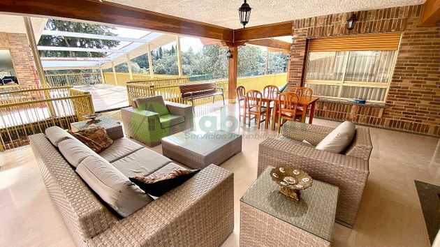 Foto 2 de Xalet en venda a Raya del Palancar - Guadamonte de 10 habitacions amb terrassa i piscina