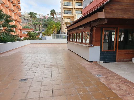Foto 2 de Local en venda a Zona Martiánez amb terrassa i piscina