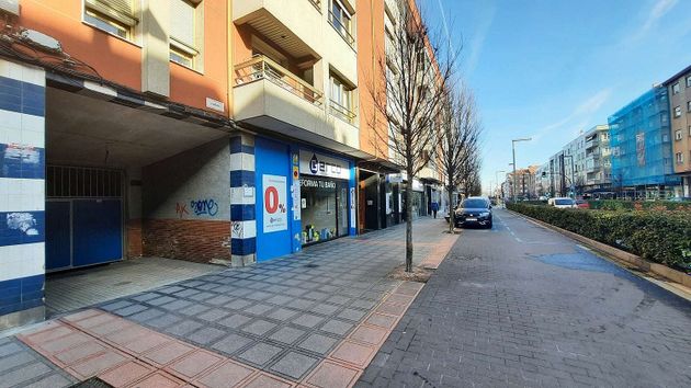 Foto 2 de Garatge en venda a avenida De Oviedo de 16 m²