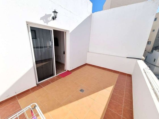 Foto 1 de Piso en venta en Centro - La Vega Alta de 2 habitaciones con terraza
