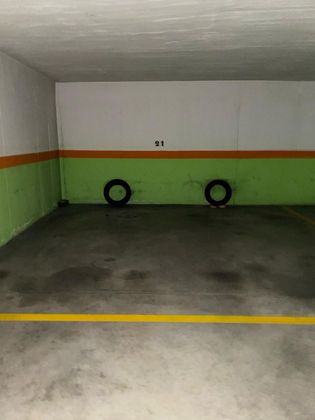 Foto 1 de Alquiler de garaje en calle De Valderromán de 20 m²