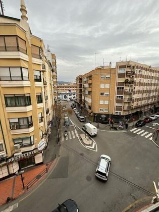Foto 1 de Pis en venda a Centro - Murcia de 3 habitacions amb balcó i ascensor