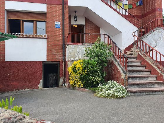 Foto 1 de Casa en venda a Carbayin-Lieres-Valdesoto de 3 habitacions amb terrassa i garatge