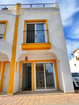 Foto 2 de Casa adossada en venda a Torre-Pacheco ciudad de 3 habitacions amb terrassa i piscina