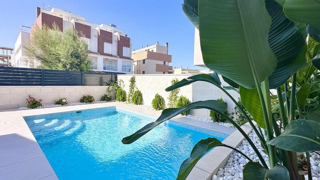 Foto 2 de Casa en venda a Urbanizaciones de 4 habitacions amb terrassa i piscina