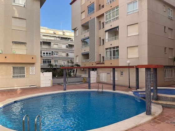 Foto 2 de Pis en venda a Las Viñas de 2 habitacions amb piscina i balcó