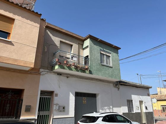 Foto 2 de Casa en venta en Dolores de 3 habitaciones con terraza y garaje