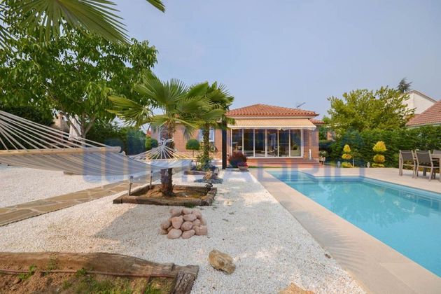 Foto 1 de Venta de chalet en Pedrezuela de 4 habitaciones con terraza y piscina