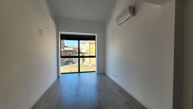 Foto 2 de Dúplex en venda a calle Llevant de 3 habitacions amb garatge i aire acondicionat