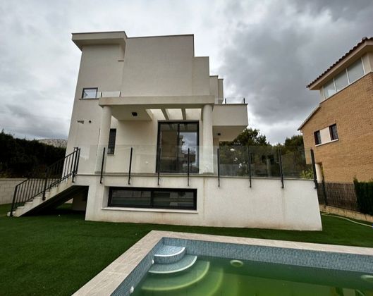 Foto 2 de Xalet en venda a Nucia (la) de 2 habitacions amb terrassa i piscina