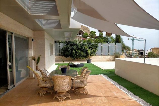 Foto 1 de Xalet en lloguer a Cala de Finestrat de 5 habitacions amb terrassa i piscina