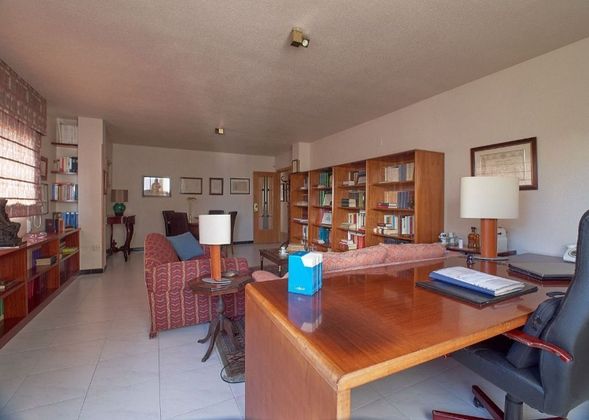 Foto 2 de Piso en venta en Altea Pueblo de 3 habitaciones con aire acondicionado y calefacción