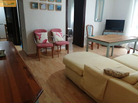 Foto 1 de Venta de piso en Cortadura - Zona Franca  de 3 habitaciones con terraza y garaje