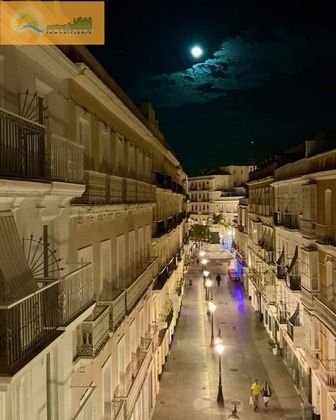 Foto 1 de Pis en venda a Centro Histórico - Plaza España de 3 habitacions amb balcó i aire acondicionat
