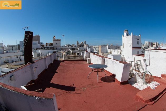 Foto 1 de Àtic en venda a Centro Histórico - Plaza España de 2 habitacions amb terrassa i ascensor