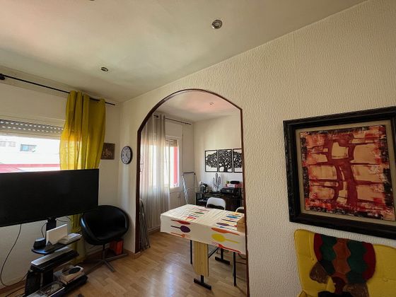 Foto 1 de Venta de piso en Sants de 2 habitaciones con balcón y aire acondicionado