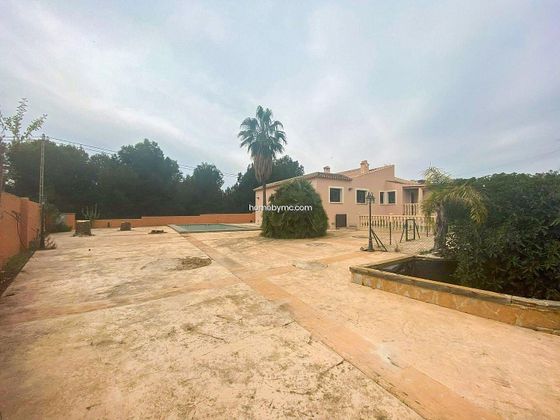 Foto 1 de Venta de chalet en Alfaz del Pi Pueblo-Urbanizaciones de 4 habitaciones con piscina y jardín