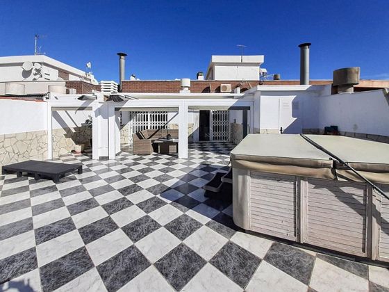 Foto 2 de Àtic en venda a Alfaz del Pi Pueblo-Urbanizaciones de 3 habitacions amb terrassa i garatge