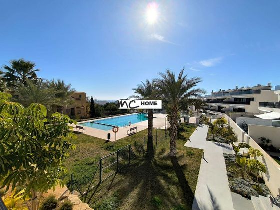 Foto 1 de Dúplex en venda a Cala de Finestrat de 3 habitacions amb terrassa i piscina
