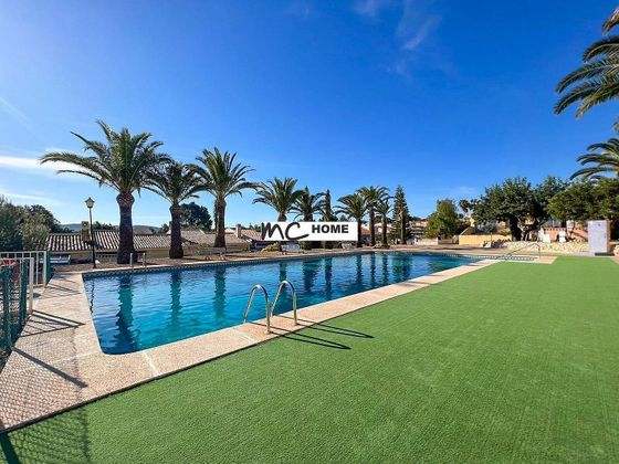 Foto 1 de Casa adosada en venta en Nucia (la) de 2 habitaciones con terraza y piscina