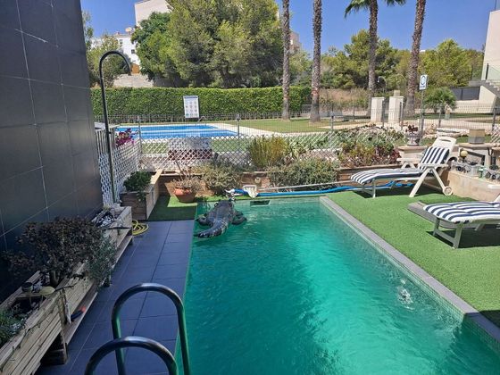 Foto 2 de Casa en venda a Villamartín de 2 habitacions amb terrassa i piscina