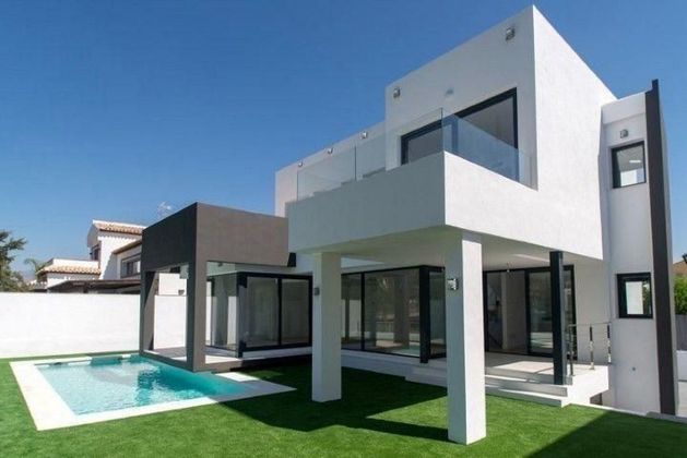 Foto 2 de Xalet en venda a La Cala Mijas de 5 habitacions amb terrassa i piscina