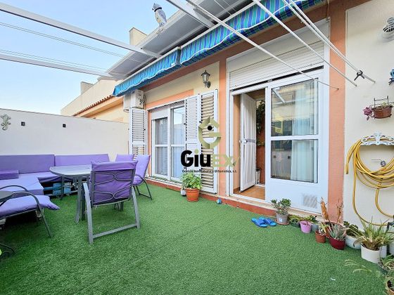 Foto 1 de Casa en venda a calle Tolerancia de 4 habitacions amb terrassa i garatge